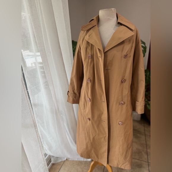 misty harbor Jackets & Blazers - Vintage Misty Harbor Any-Weather Trench‎ Coat size 6 Regular